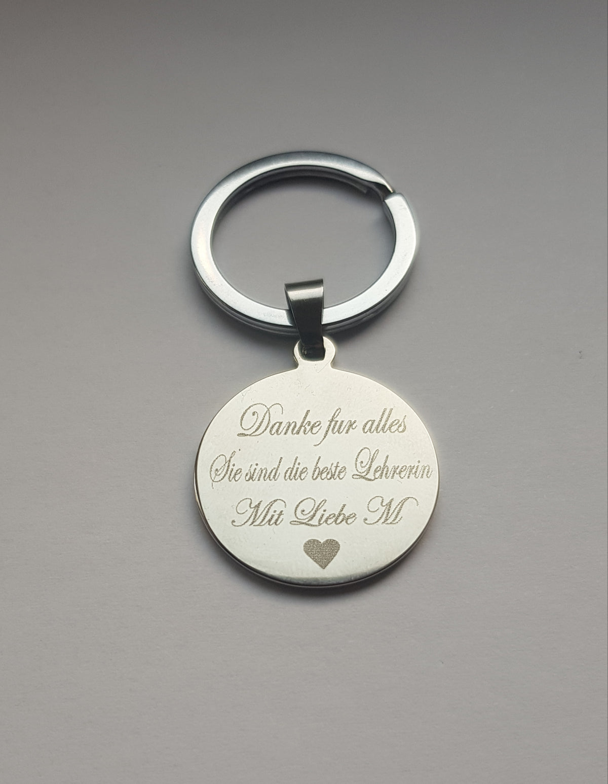 Personalized Round Disc Necklace – Custom Engraving
