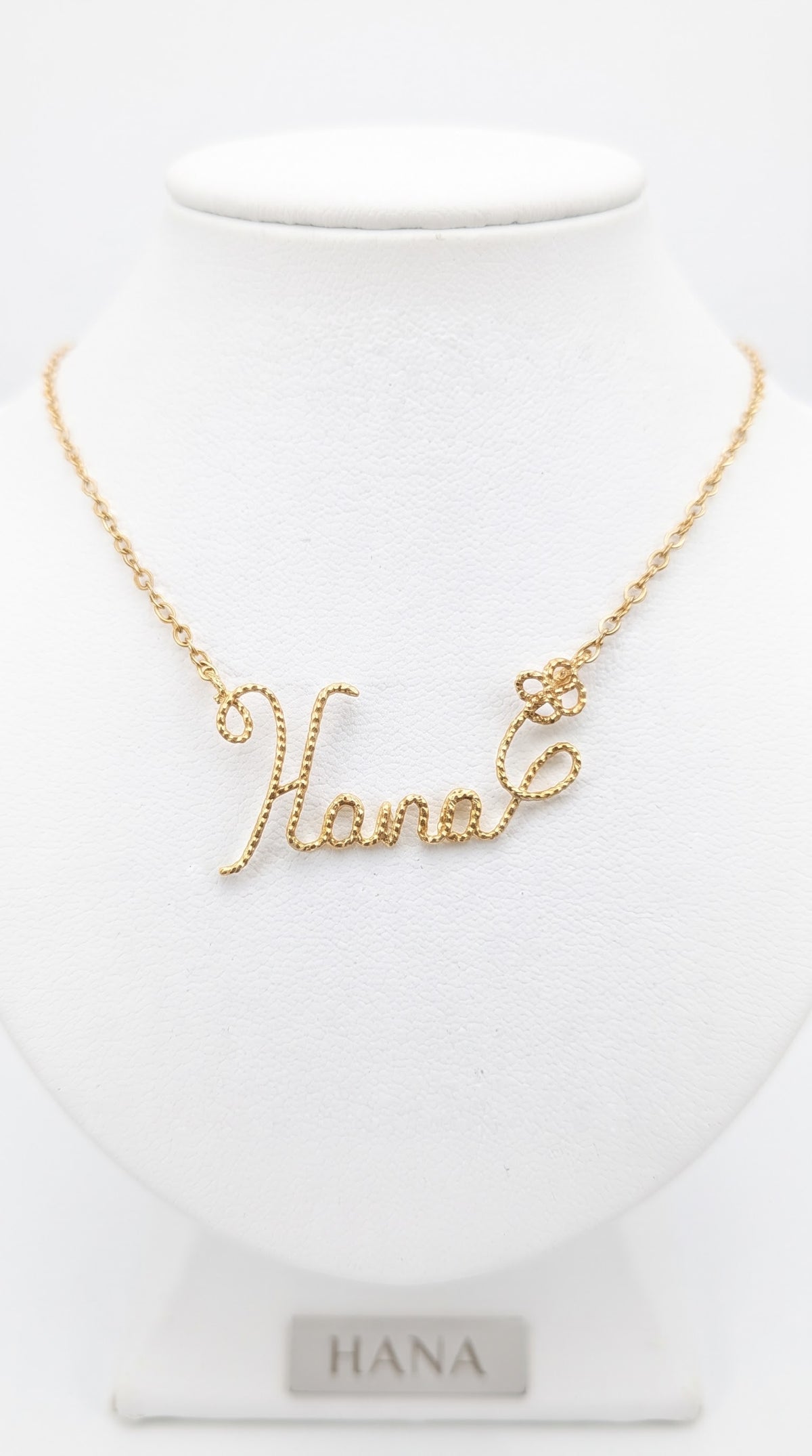 Custom Name Necklace – Gold Twisted Wire