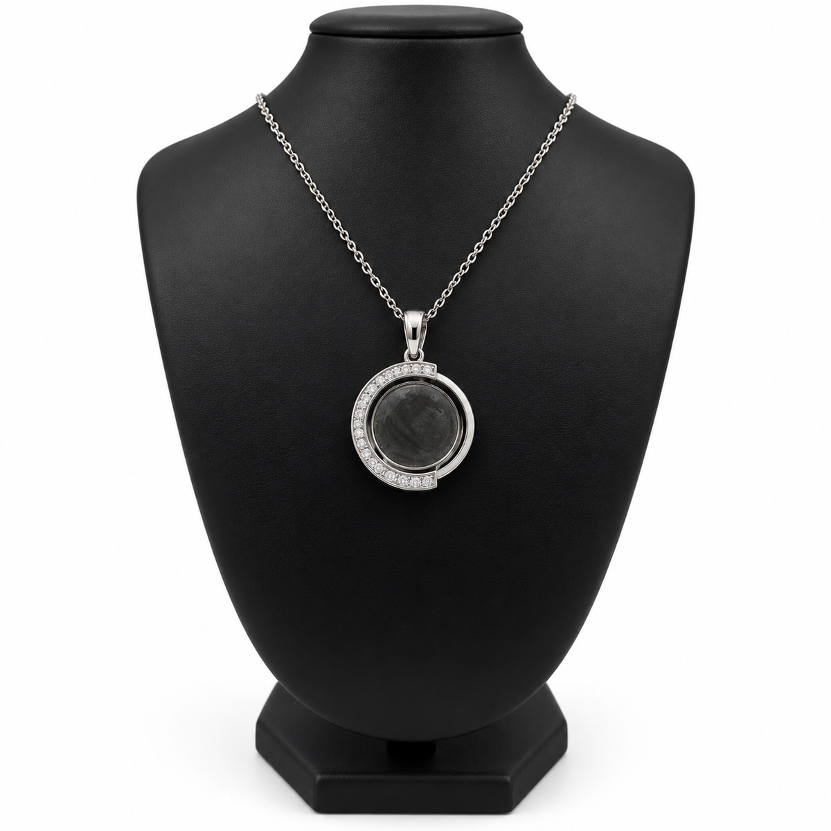 Personalized Crystal-Style Round Photo & Text Engraving Pendant