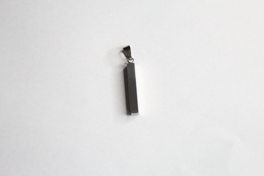 Personalized Engraved Bar Pendant – Stainless Steel