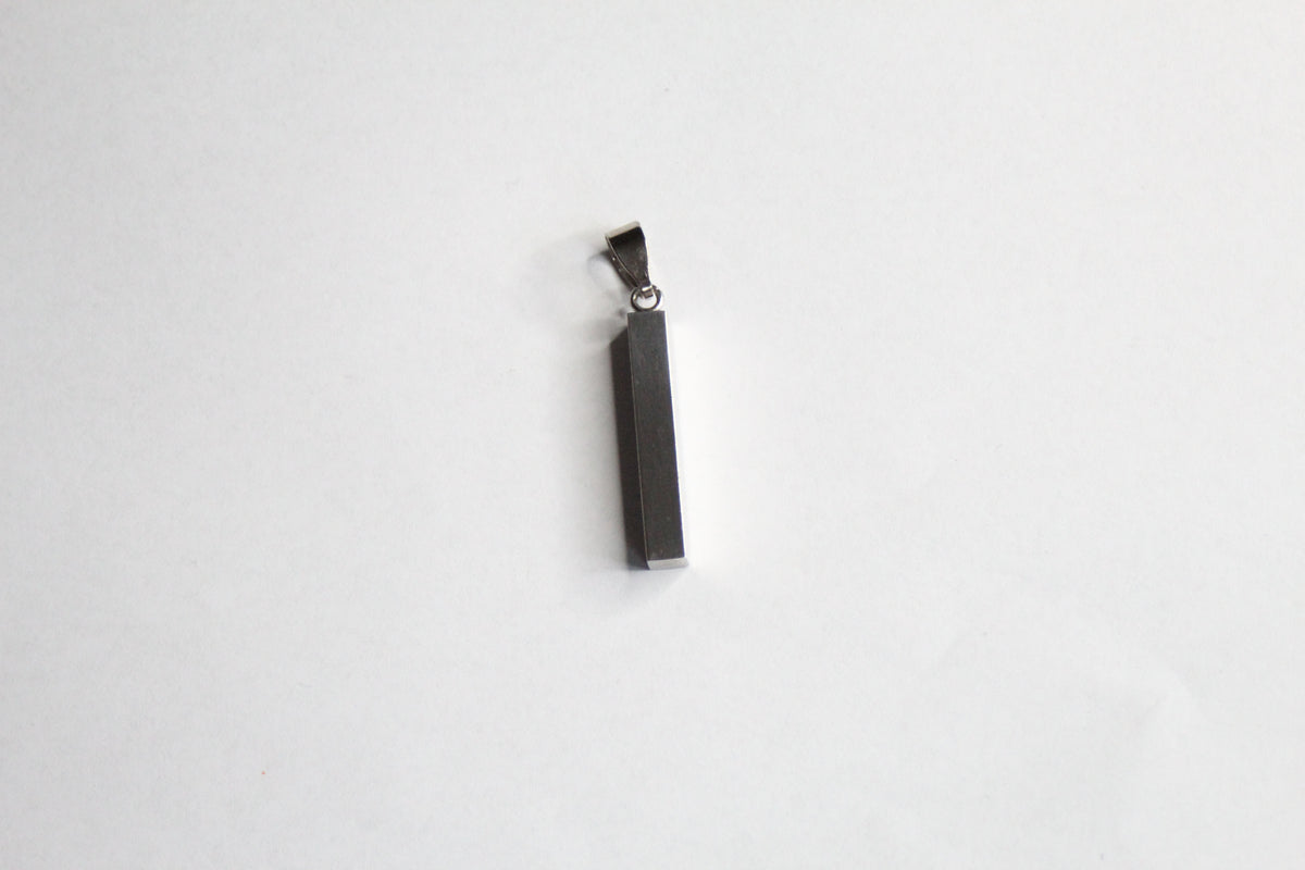 Personalized Engraved Bar Pendant – Stainless Steel