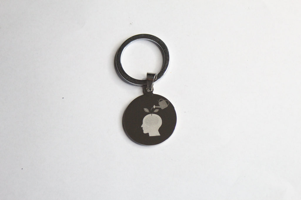 Personalized Round Disc Necklace – Custom Engraving