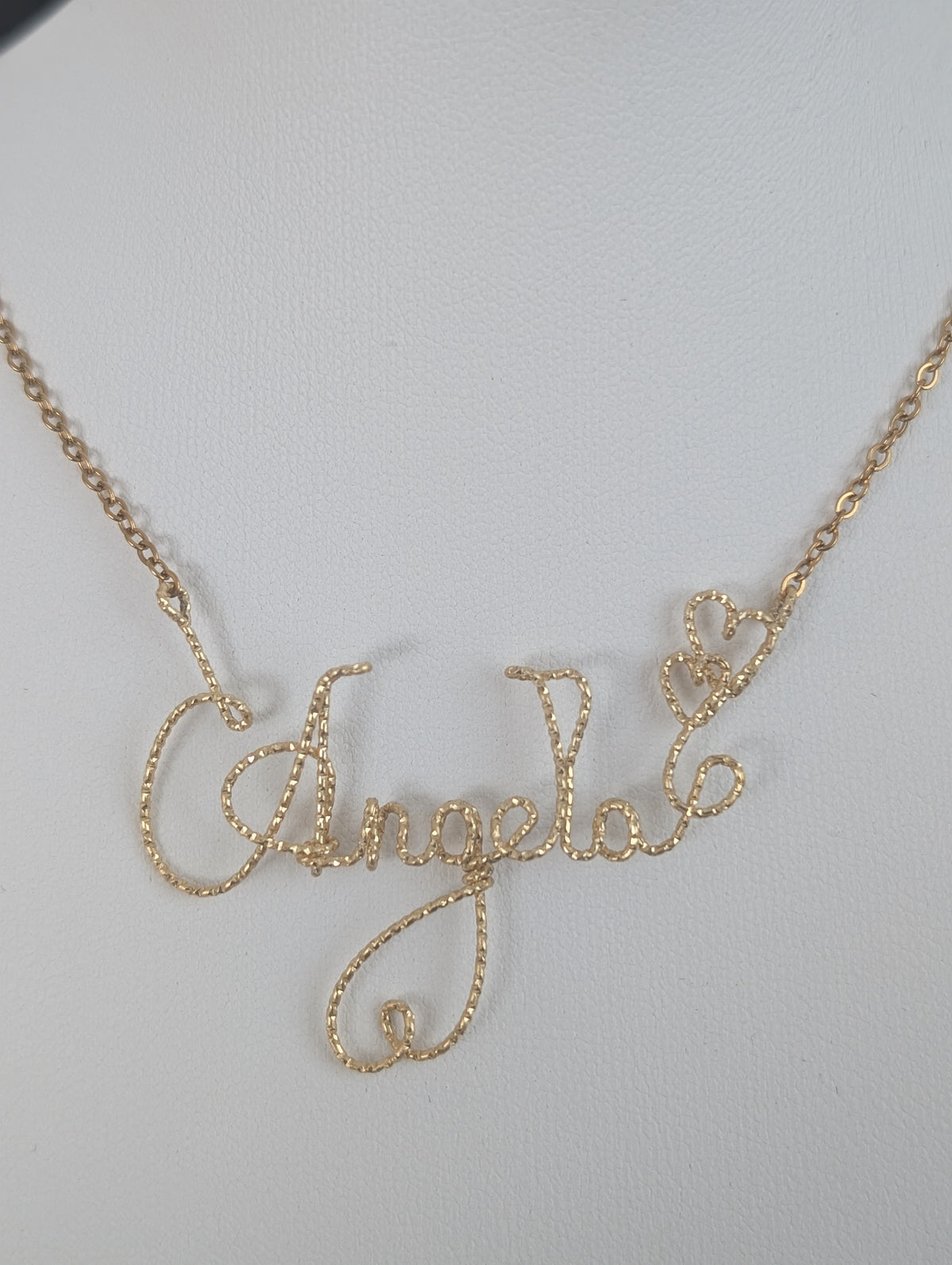 Custom Name Necklace – Gold Twisted Wire