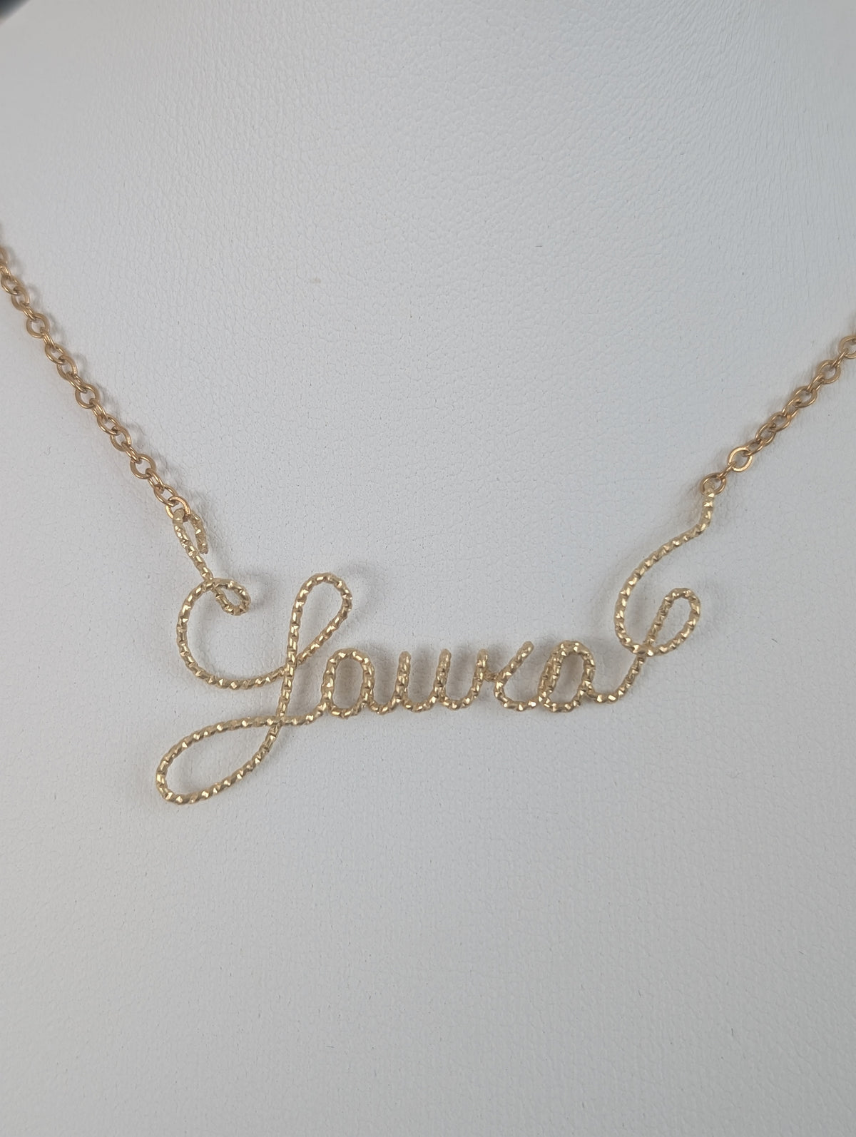 Custom Name Necklace – Gold Twisted Wire