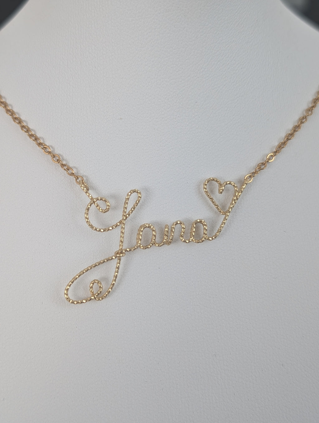 Custom Name Necklace – Gold Twisted Wire