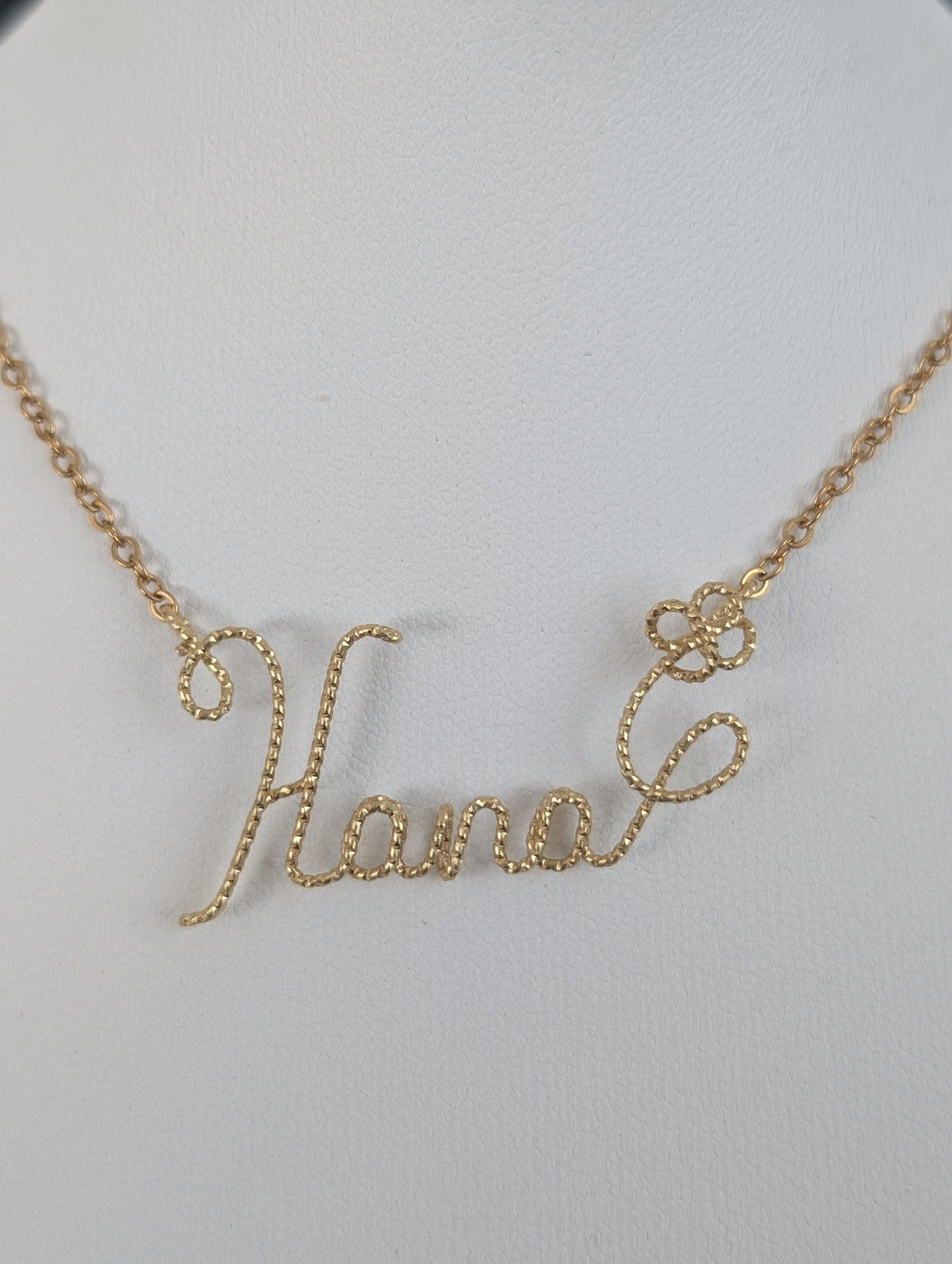 Custom Name Necklace – Gold Twisted Wire