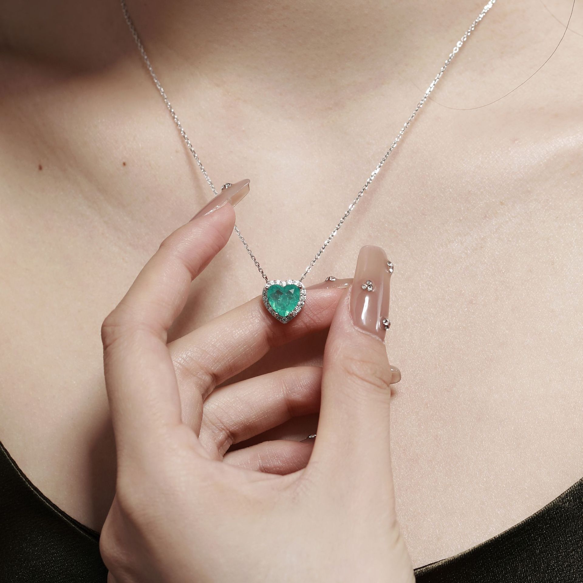 Loving Heart Zircon Emerald Necklace For Women